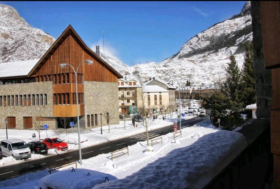 Check-In Casas Ibon Apartment Benasque Bagian luar foto