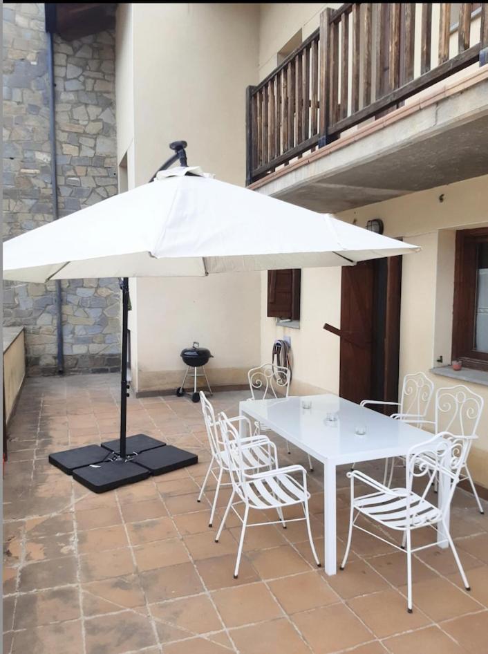 Check-In Casas Ibon Apartment Benasque Bagian luar foto